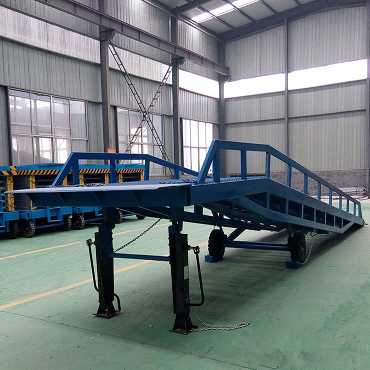 移動(dòng)式登車(chē)橋